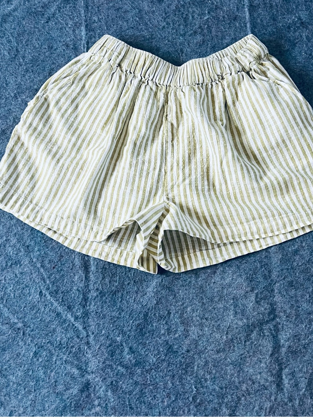 Billabong Yellow Striped Elastic-Waist Women’s Athletic Shorts - Picture 5 of 10